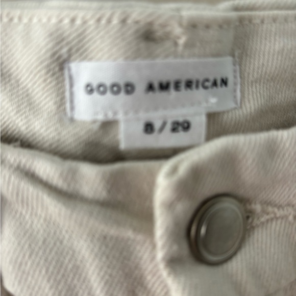 Good American Good Classic Jean in Bone size 8/29 - Picture 6 of 7
